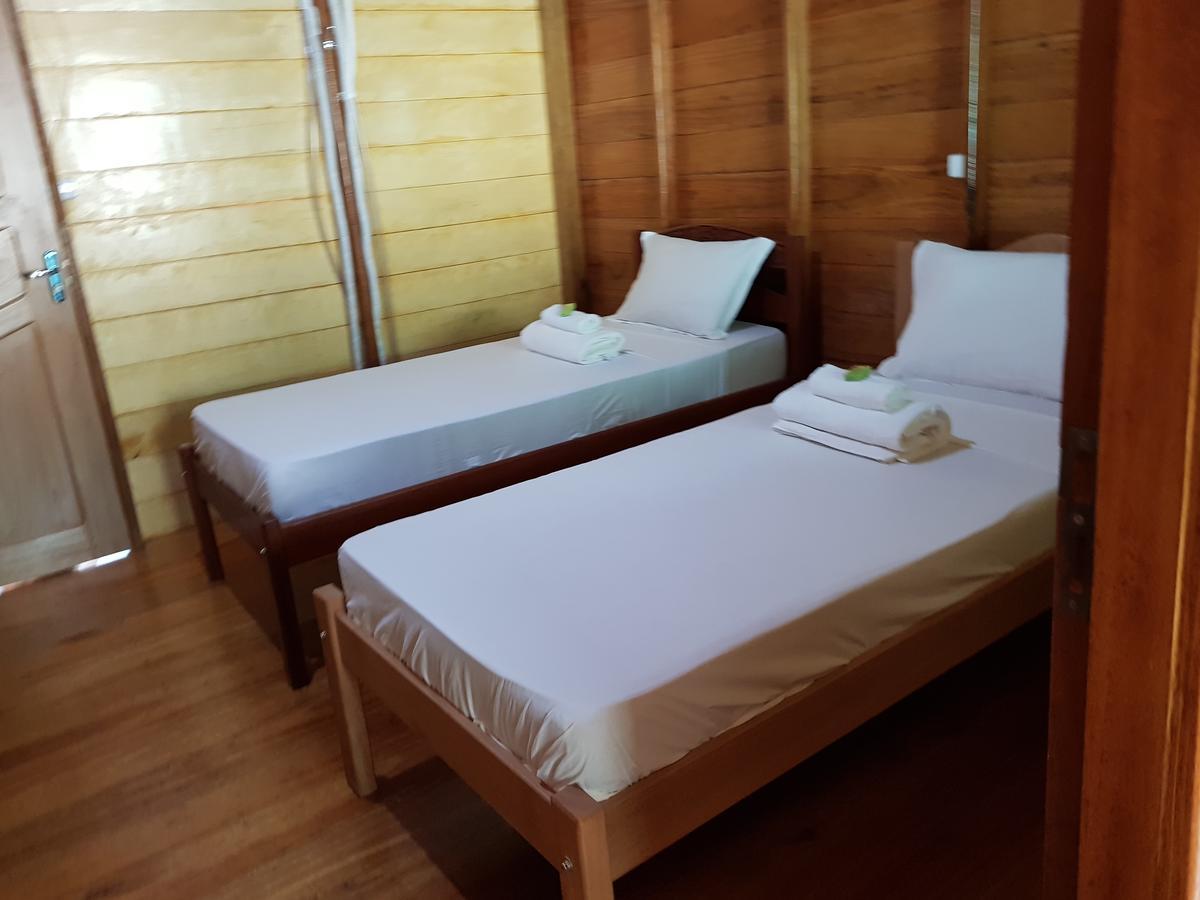 Amazon Arowana Lodge Careiro Exterior photo